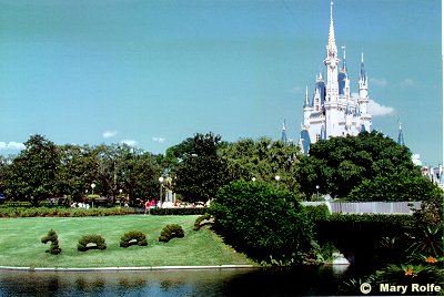 Pete's Dragon and the Castle